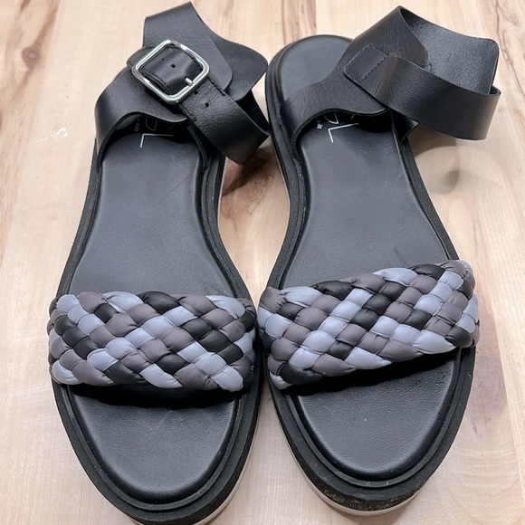 AGL “CRUISE READY” ITALIAN MADE Milea Platform Sandals 39.5 US 9.5 - Picture 2 of 6